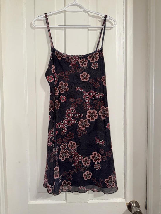 Dresses & Skirts - Women's size large Floral Slip Dress in Black with Pink Accents cute summer boho